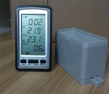 Digital Household Rain Gauge with Wireless Tipping-Bucket Design Battery Life 12 Months