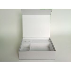 Glossy Lamination Elegant Paper Rigid Gift Boxes, Magnetic Fancy Cosmetics