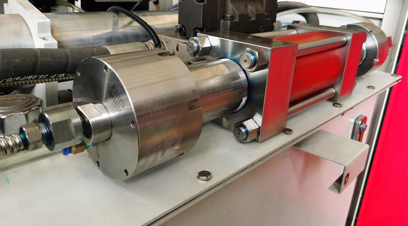 CNC 5 Axis Water Jet Machine