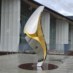 Mirror Polished Stainless Steel Sculpture / Modern Metal Sculpture With Center
