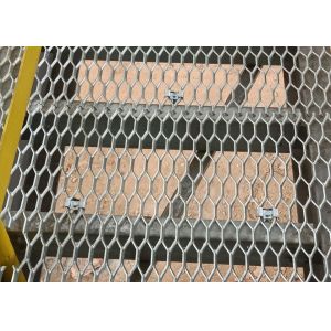 China Mild Steel Heavy Duty Raised Diamond Expanded Metal Mesh factory