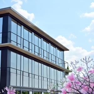 China 30-40 DB Sound Insulation Double Glazed Energy Saving Window Panels The Smart Choice for Your Space factory