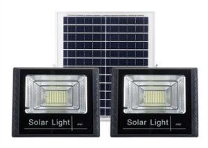 China Rechargeable Solar LED Flood Lights 60W 200W White Color For Garden Street factory