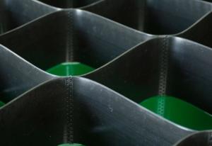 China Smooth Grass Driveway Stabilization Grid Geocell For Retaining Wall factory