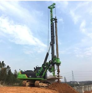 China 28t Rotary Piling Rig Machinery With 90kw/2200rpm Rated Power/Speed factory