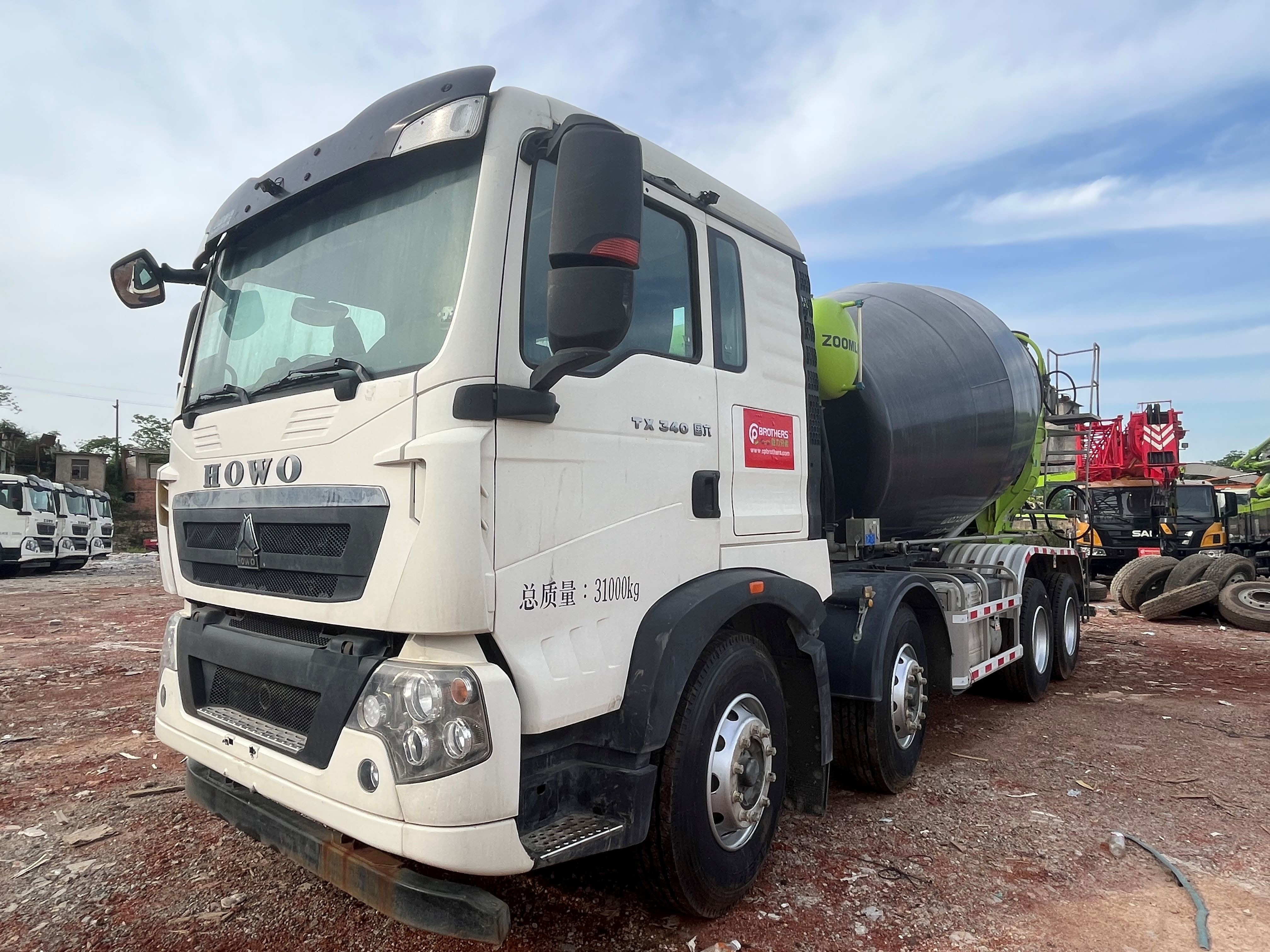 Sell 2020 years concrete mixer truck country six emission standards using HOWo chassis