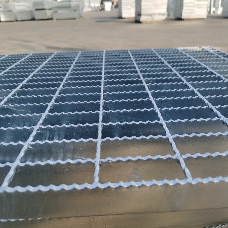 Marine driveway metal drain grates metal sample grates serrated safety steel grating