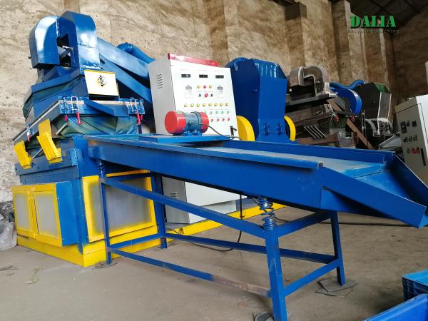 99.9% Purity Copper Wire Granulator Separator , Automatic Cable Granulator