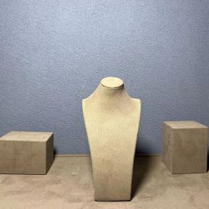 ROHS Mannequin Bust Jewelry Display Coffee Microfiber Necklace Stands Displays