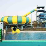 Family Games Fiberglass Water Slides 19m Height Waterpark Super Bowl , 32*53m