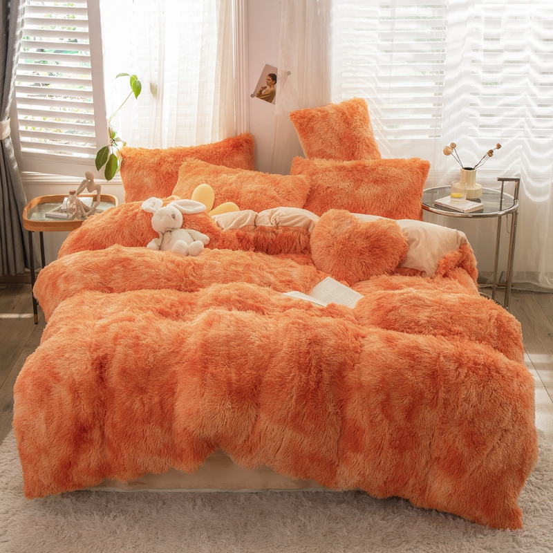 Full Size Bedding Set with Plant Pattern and Reactive Printing in Mink Velvet Material