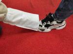 70g Nonwoven Shoe Polishing Disposable Dry Glove With Elastic Rubberband
