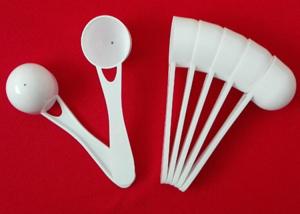 China 5g measuring spoon for salt, milk power in white color 9 ml factory