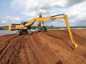 China 12-30m Long Reach Excavator Booms Stick Machanized Processing One Year Warranty factory