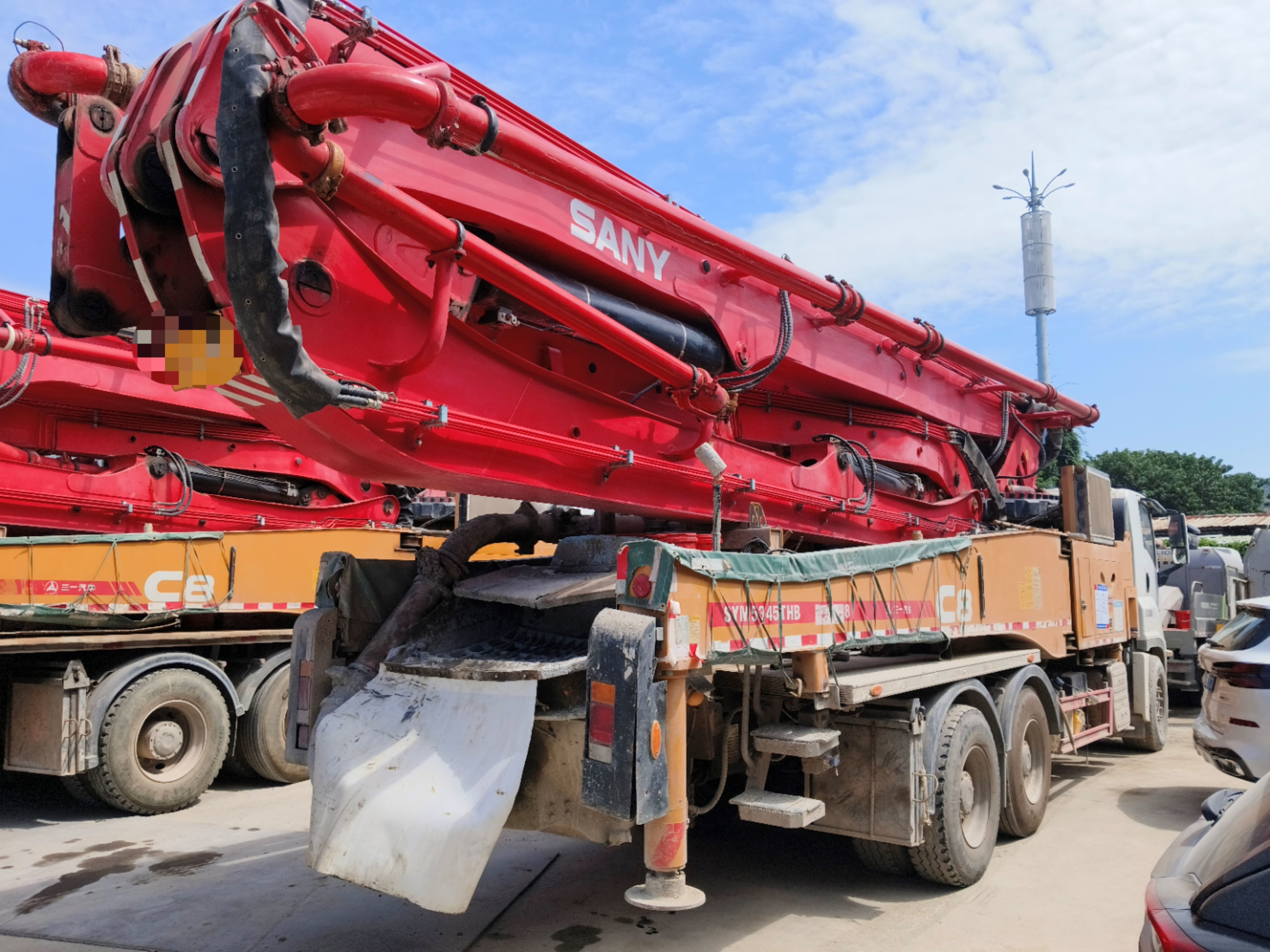 SYM5345THB Used Concrete Pump Trucks Very Good Condition with Basic Maintenance Vertical Reach 48.6m
