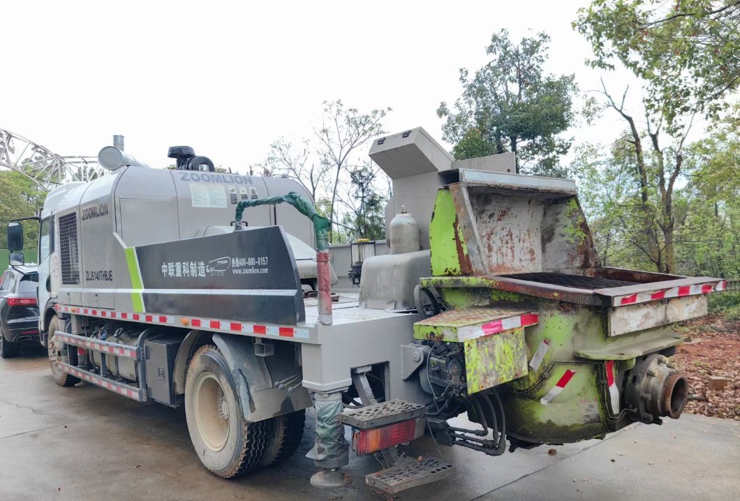 Sell 18 - Year Truck - Mounted Concrete Pump Truck at an Affordable Price