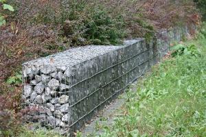 China Strong And Sturdy Welded Gabion Wall Rock Cages For Landscaping 50mm X 50mm factory