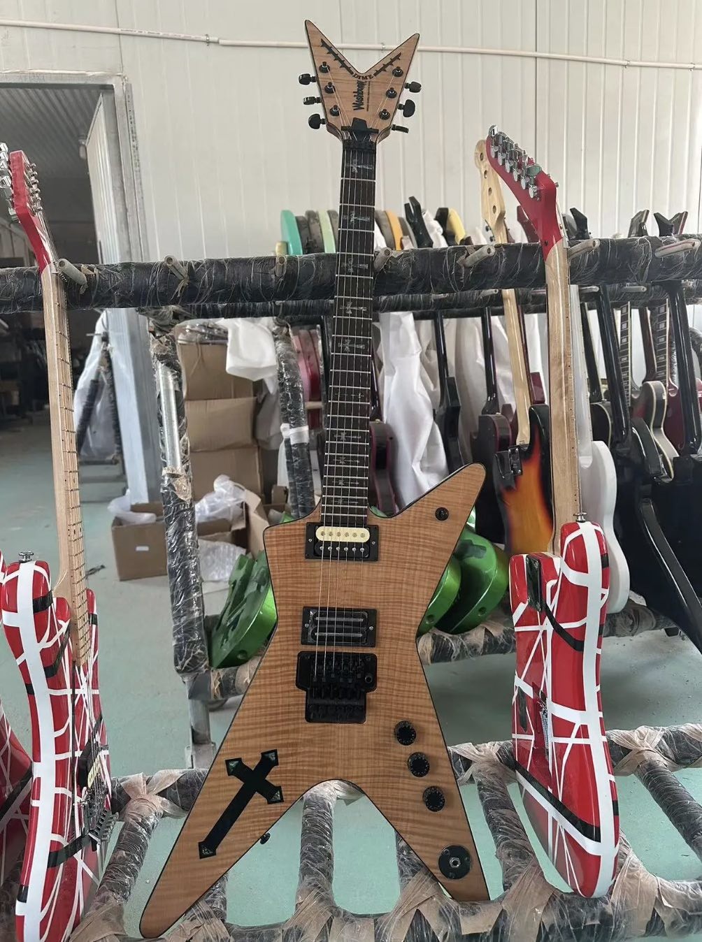 Custom Dean Dimebag Darrell Electric Guitar High end customized electric guitar