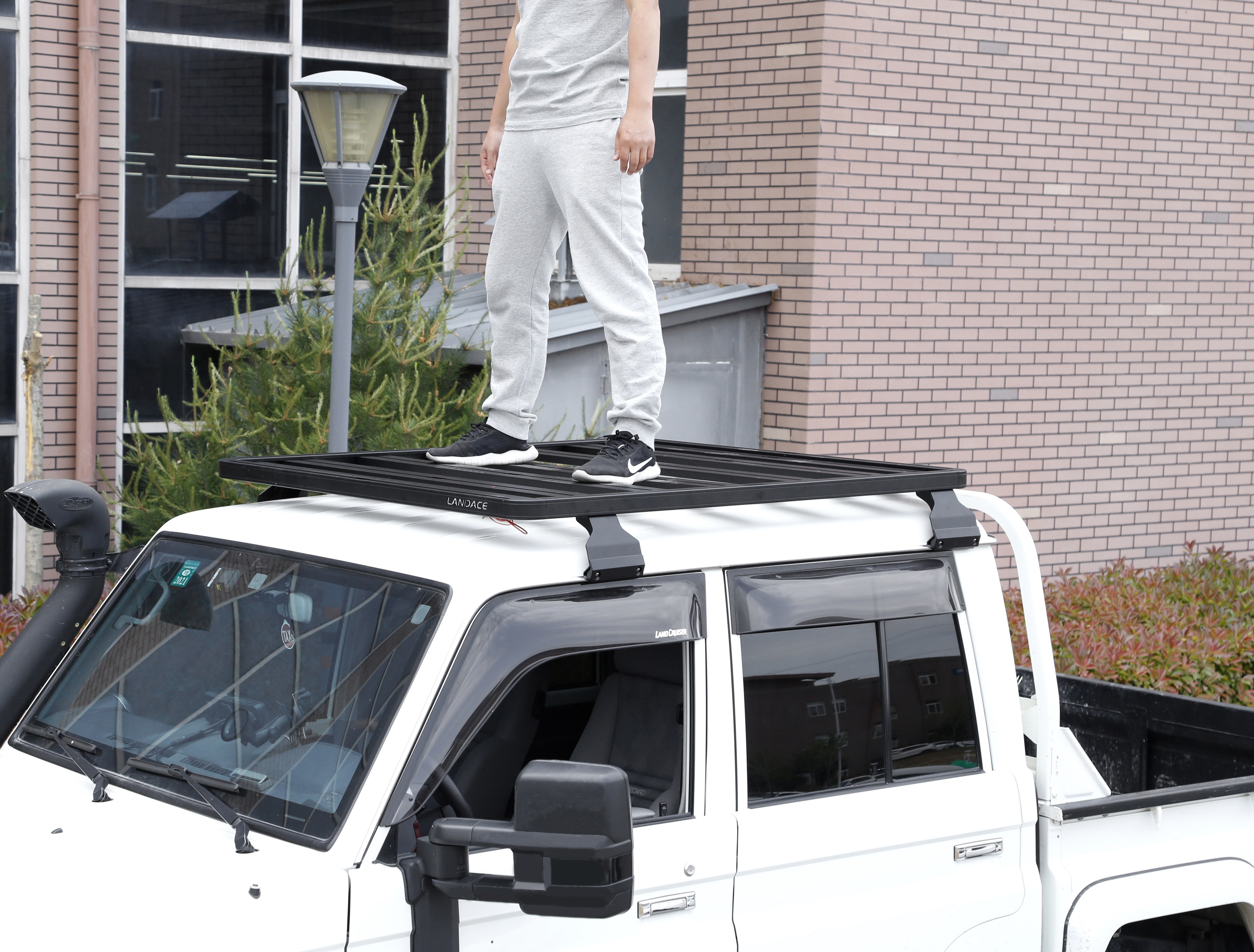 Powder Coating Roof Rack for Toyota Land Cruiser LC79 Hardtop High- by Landace Diy Car