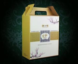 China Food and dried fruit packaging box with handle factory