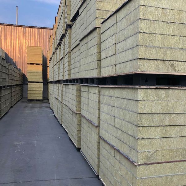 China Thermal Insulation Rigid Rockwool Board 1200x600mm 30mm-150mm Thickness factory