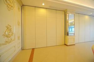 China Top Hunge System Movable Room Partition For Hotel Banquet Hall / Acoustic Operable Walls factory
