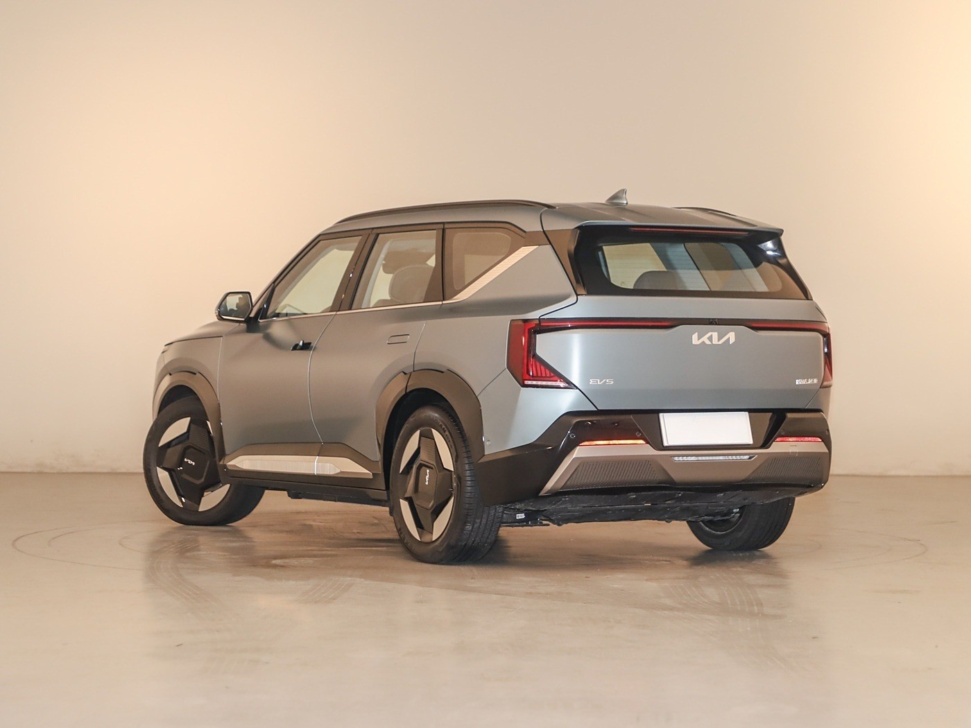 EV5 Kia Electric Car SUV New Energy Vehicle with ACC Cruise Control AWD Drive Right Steering for Adults