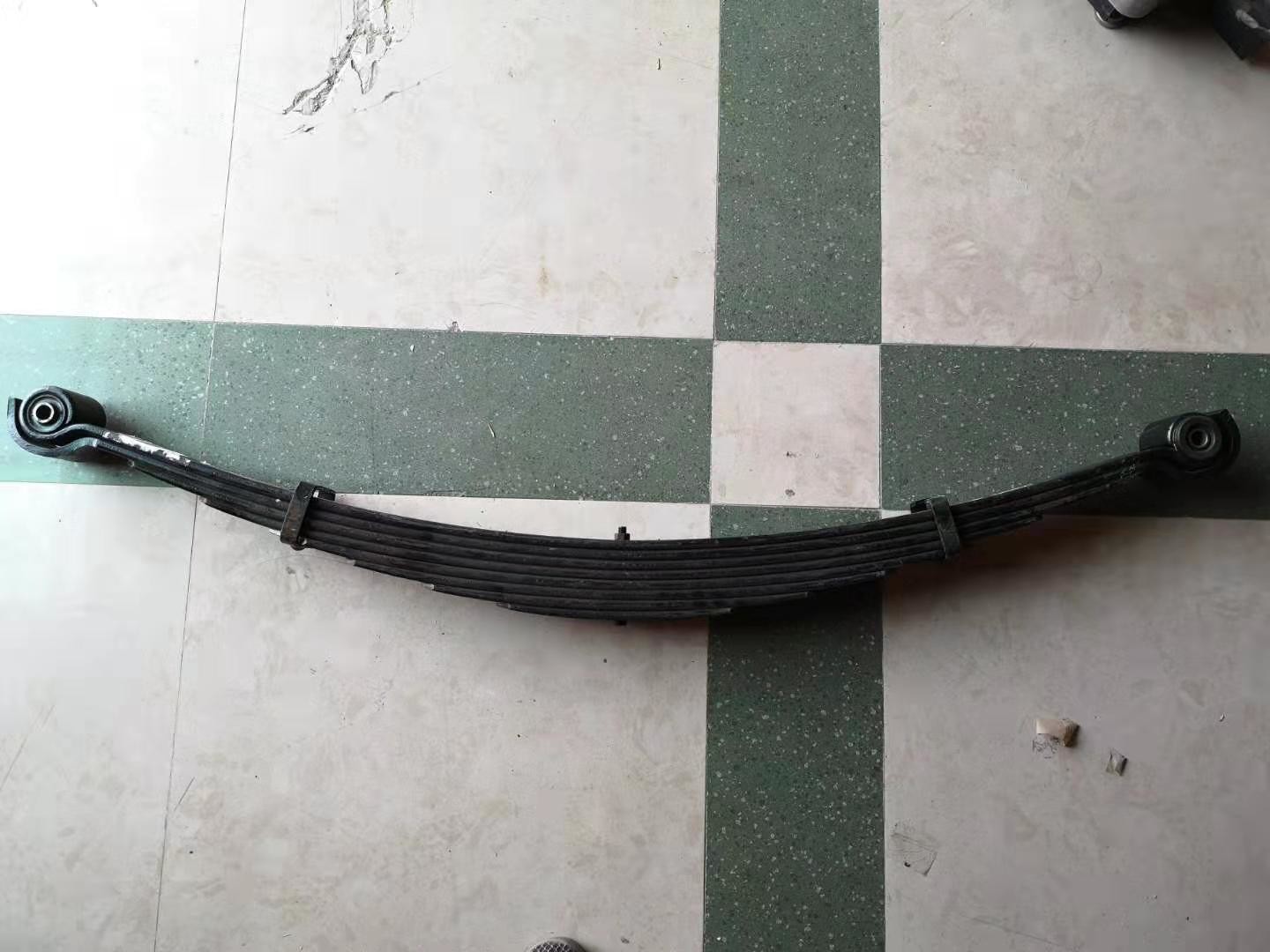 8980799230 ISUZU NPR Parts Front Suspension Spring Leaf Assembly For NQR Front Axle 8 Spring Leaf