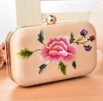 2016 Korean version of the new Ms. Clutch evening bags embroidered ethnic female
