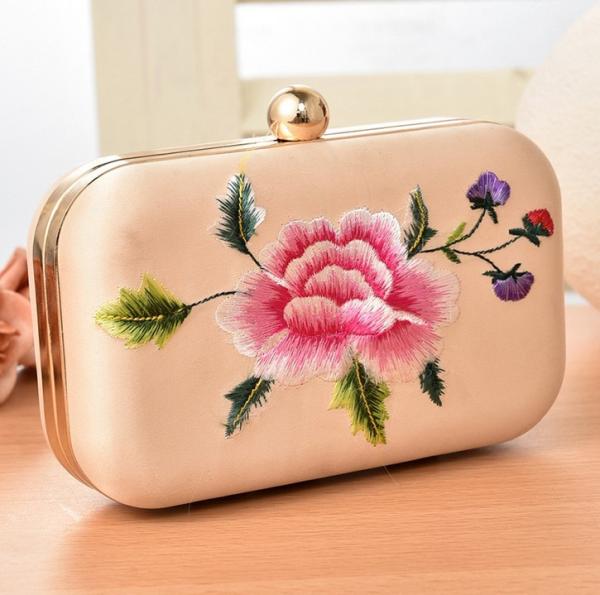 2016 Korean version of the new Ms. Clutch evening bags embroidered ethnic female