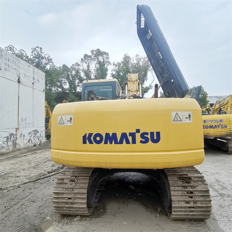 Japan Original Color 16 Ton Komatsu PC160-7 Used Excavator with 16500 KG Operating Weight