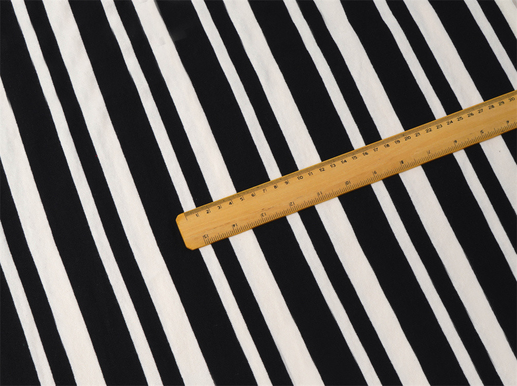 Easy To Care Healthy And Smooth Striped Material Fabric For T-Shirt