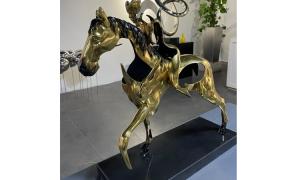 China Home Decor Brass Casting Bronze Horse Sculpture Polished Gold Color factory