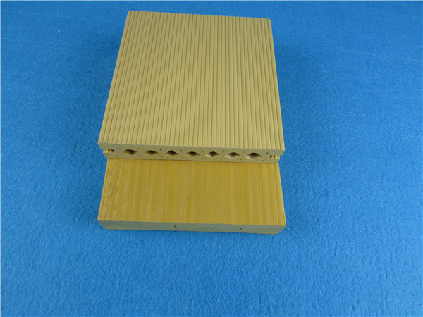 China Mouldproof Yellow WPC Composite Decking / Eco friendly Composite Wood Decking factory