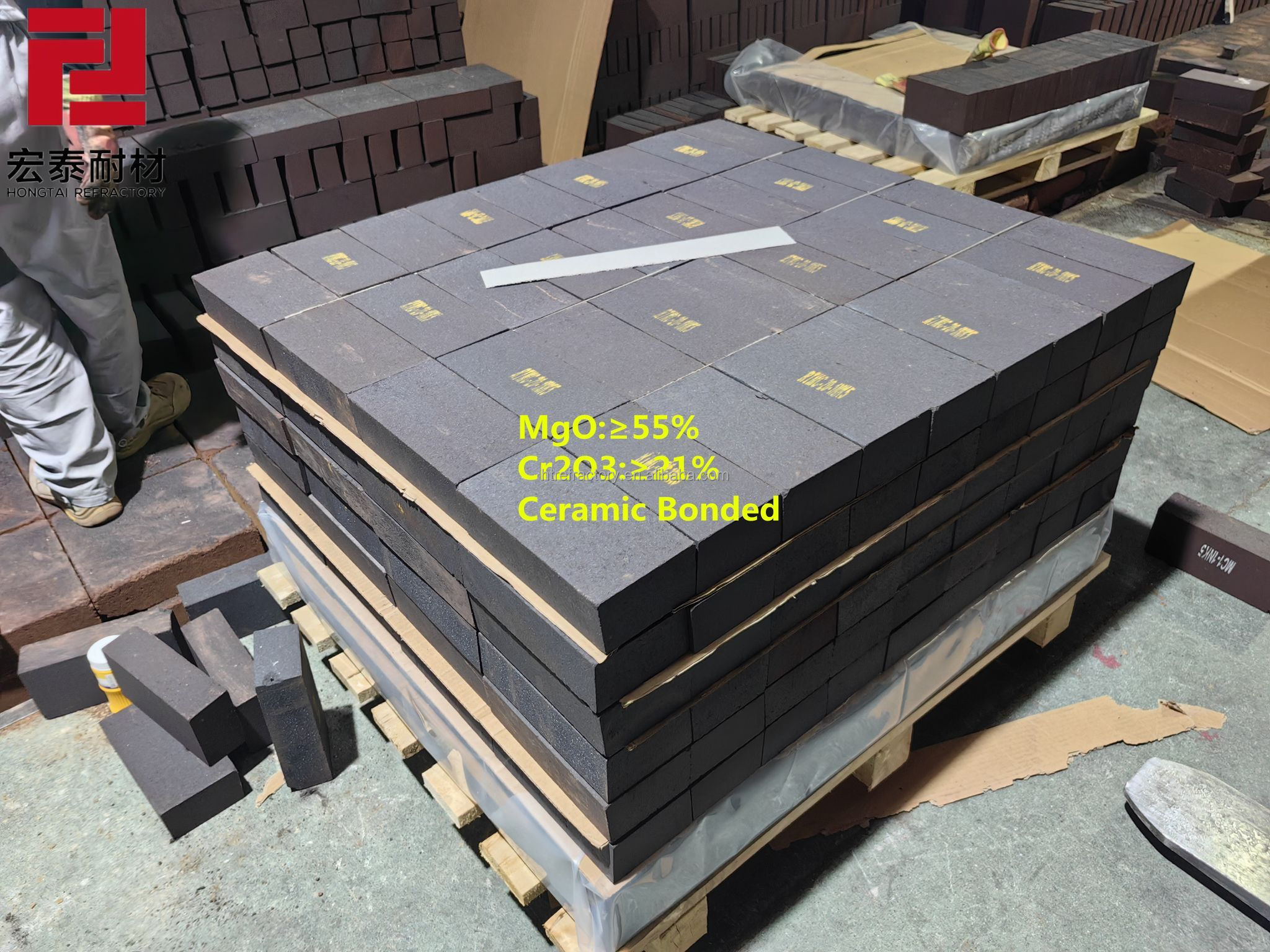 22% Apparent Porosity And RUL Of 1550 AOD Furnace Refractory Bricks Made Of Magnesite Chrome Material For Heat Transfer