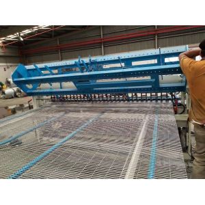 Hole 12.7x76.2mm Prison Guard 358 Anti Climb Fence Mesh Welding Machine
