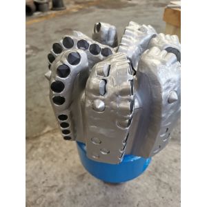 Four Wing Arc Angle PDC Diamond Drill Bit