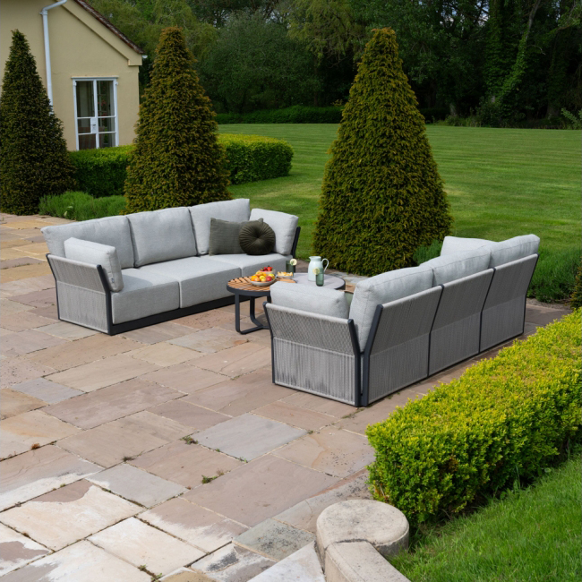 Modern Luxury Patio Furniture Fabric Sofa Garden Set for Villa Garden Modern Style