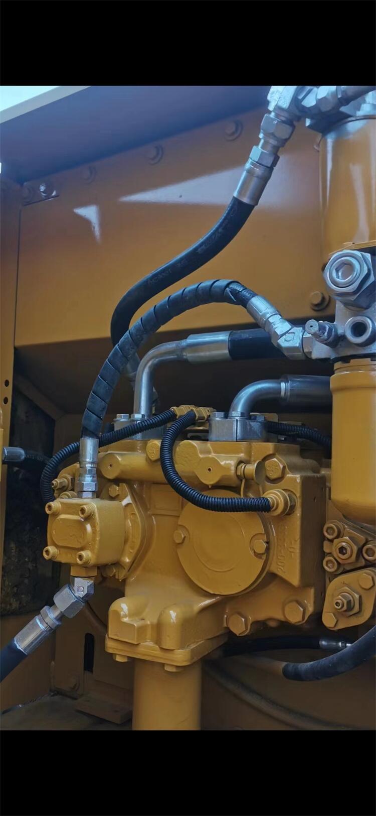 Original Japan Used CAT320D2 CAT320D Caterpillar Excavator Moving Type Crawler Chain