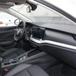 SKODA OCTAVIA Left Drive Luxury Automatic Fuel Car with Luxury Features