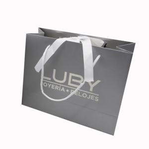 China Hot Stamping Custom Luxury Gift Bags Recyclable Kraft Shopping Bags With Handles factory