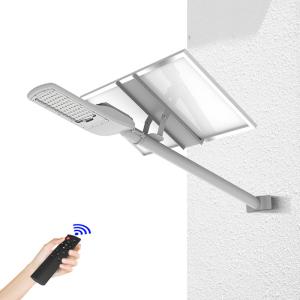 China 5 Years Life Span LED Commercial Solar Powered Street Lights 2 Years Warranty factory