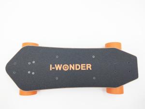 China 24V 1200w 8.8AH Maple Leaf Board Electric Skateboard , High Powered Skateboard factory
