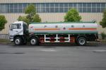 Jinggong Chassis 6x2 For Transport Petroleum , Diesel Oil 220HP Carbon Steel