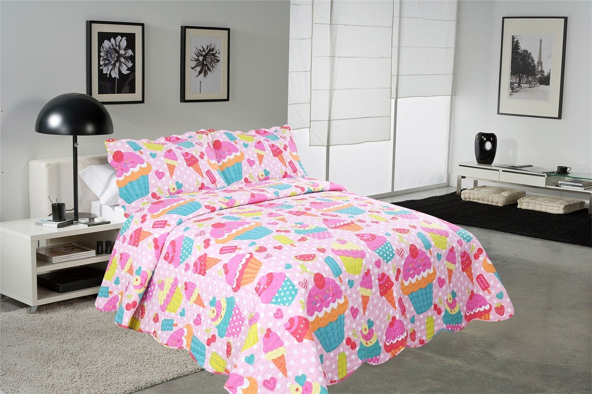 Cake Pattern Printed Quilt Set Washable 240x260 / 260x280cm Bed Cover Sizes