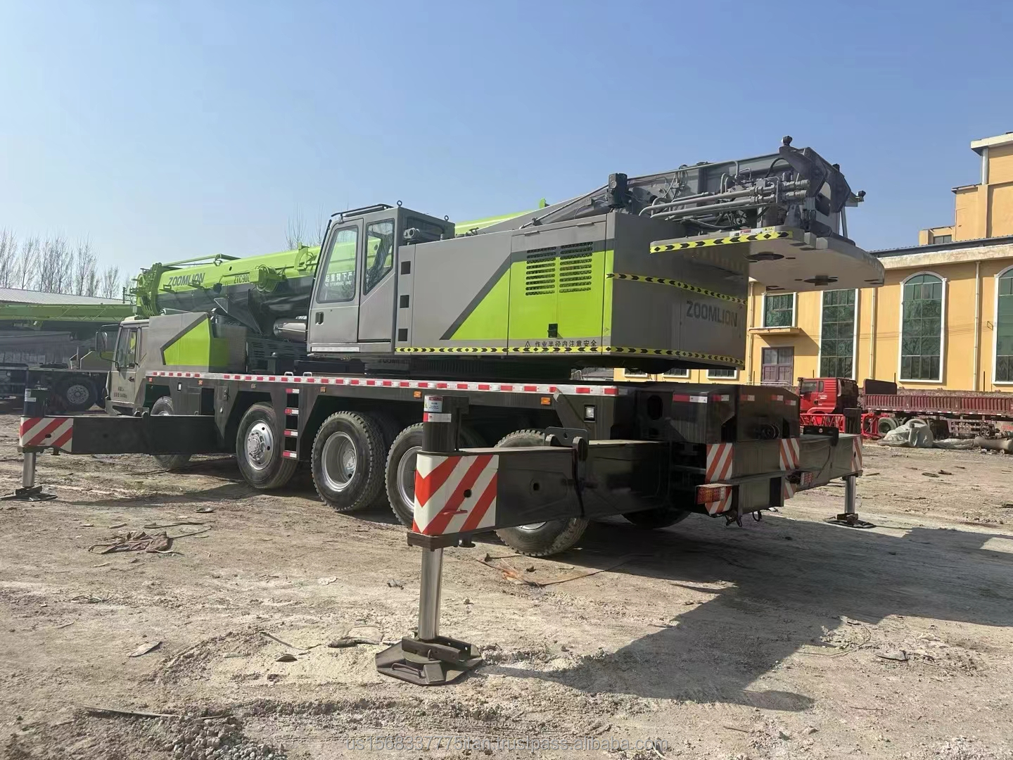 Used Zoomlion 90 Ton Crane with Max. Lifting Height of 4.5m and Excellent Performance