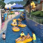 Artificial Water Park Lazy River Wave Machine Colourful Design