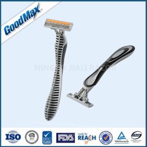 China Super Smooth Disposable Safety Razor With Three Blades Customer Logo Acceptable factory