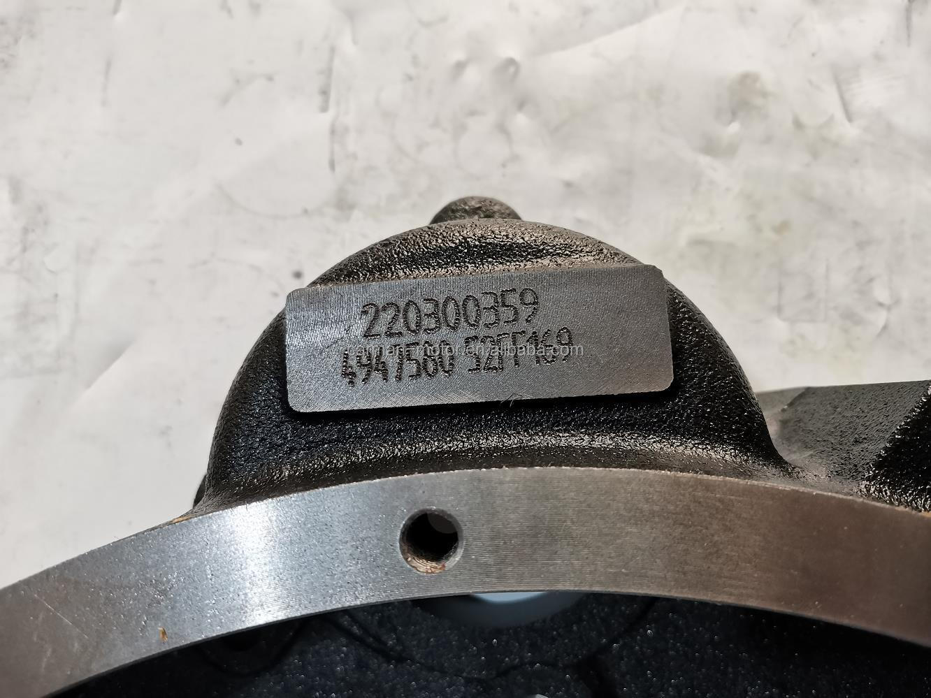 4947580 4948019 3903282 4947579 Flywheel Housing for CUMMINS 6BT5.9 Engine DCEC DONGFENG SHACMAN X3000 FOTON Spare Part