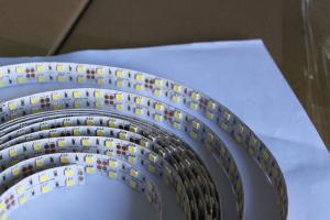 China LED 120pcs-5050 strip no-waterproof DC12V 28.8W IP2033 factory